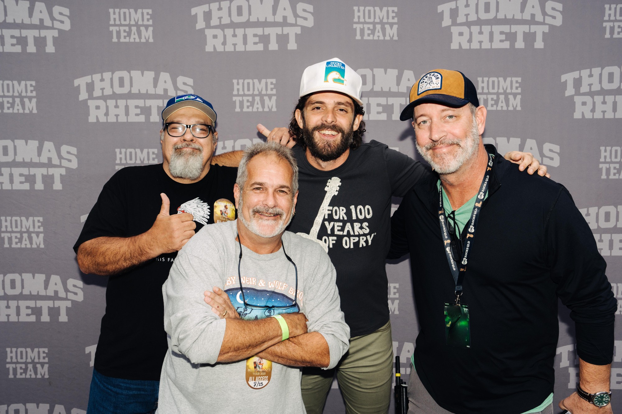 Meet and greet photos - Veterans United Home Loans Amphitheater at Virginia Beach - Virginia Beach, VA